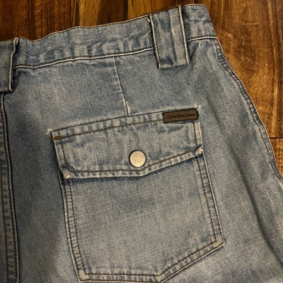 Calvin Klein cropped mom jeans - Picture 12 of 14